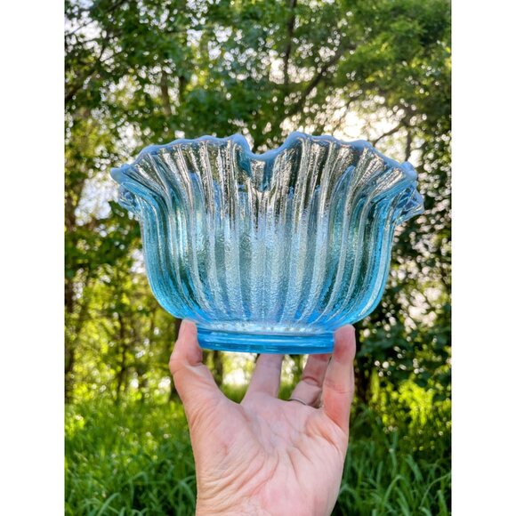 Vintage MCM Opalescent Blue Ribbed Ruffled Art Glass Bowl - Picture 2 of 16